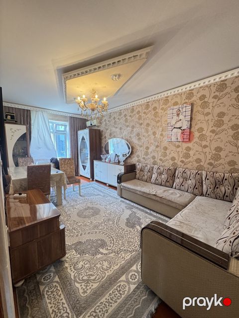 Satılır 3 otaqlı köhnə tikili 70 m²