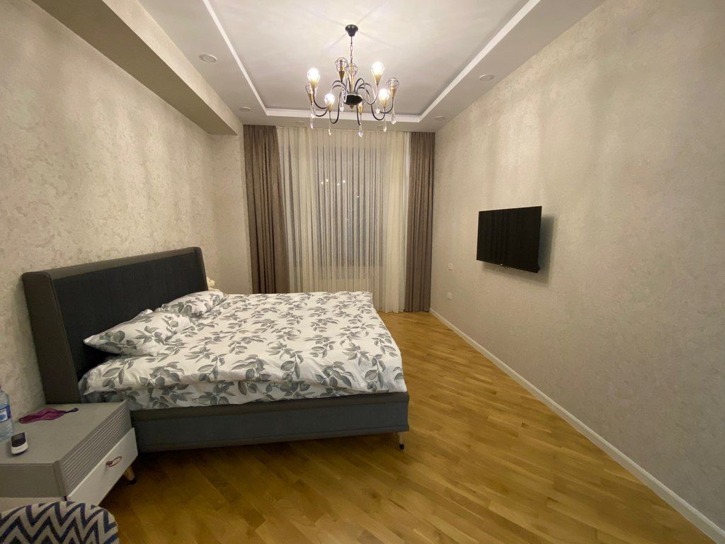 İcarəyə verilir 3 otaqlı yeni tikili 140 m² — Mənzil, Bakı (9)
