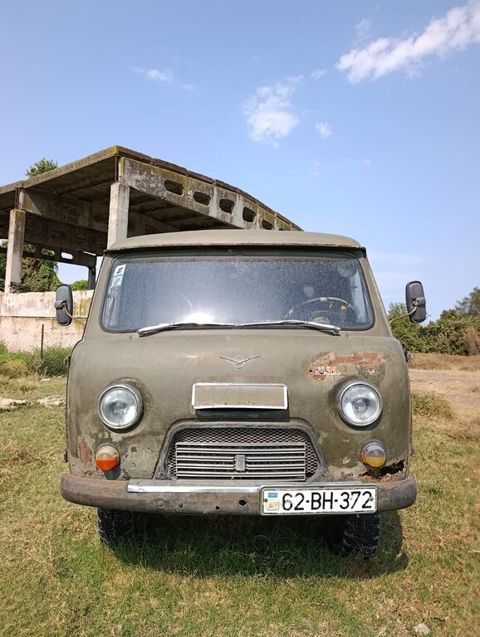 UAZ 452, 2.4 L, 1978 il, 167 000 km — Şəki