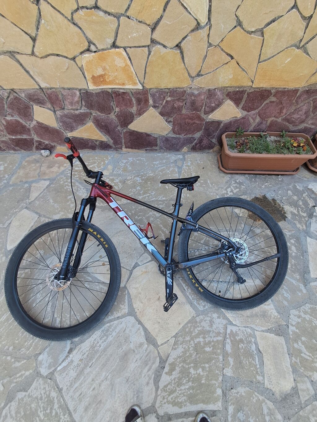 Trek hardtail dağ velosipedi Xüsusiyyətlər: - Yüngül alüminium — Dağ velosipedləri, Masazır (2)