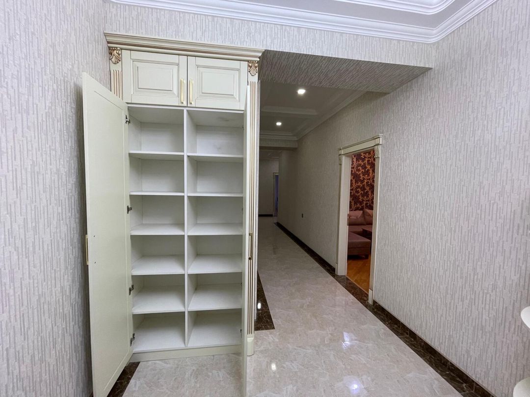 İcarəyə verilir 3 otaqlı yeni tikili 120 m² — Mənzil, Bakı (2)