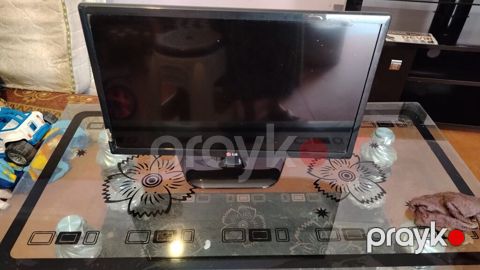 İşlənmiş Televizor LG Dled 82" HD (1366x768)