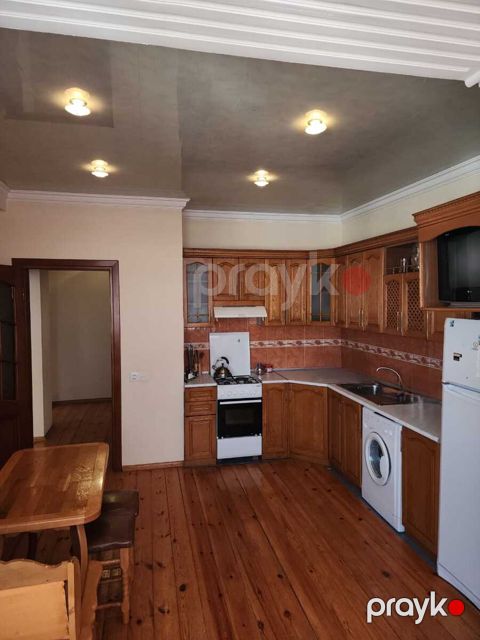 İcarəyə verilir 2 otaqlı yeni tikili 96 m²