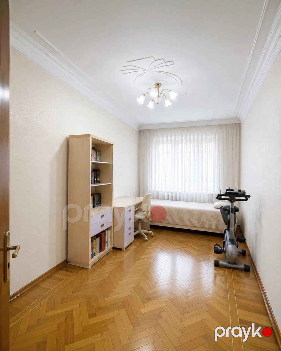 Satılır 3 otaqlı köhnə tikili 135 m² — Mənzil, Bakı (7)