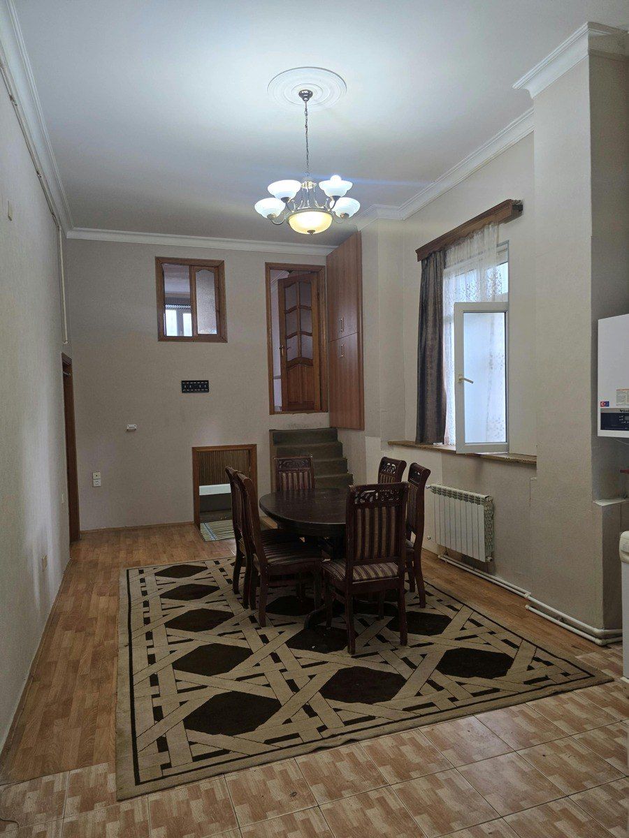 Satılır 4 otaqlı köhnə tikili 95 m² — Mənzil, Bakı (3)