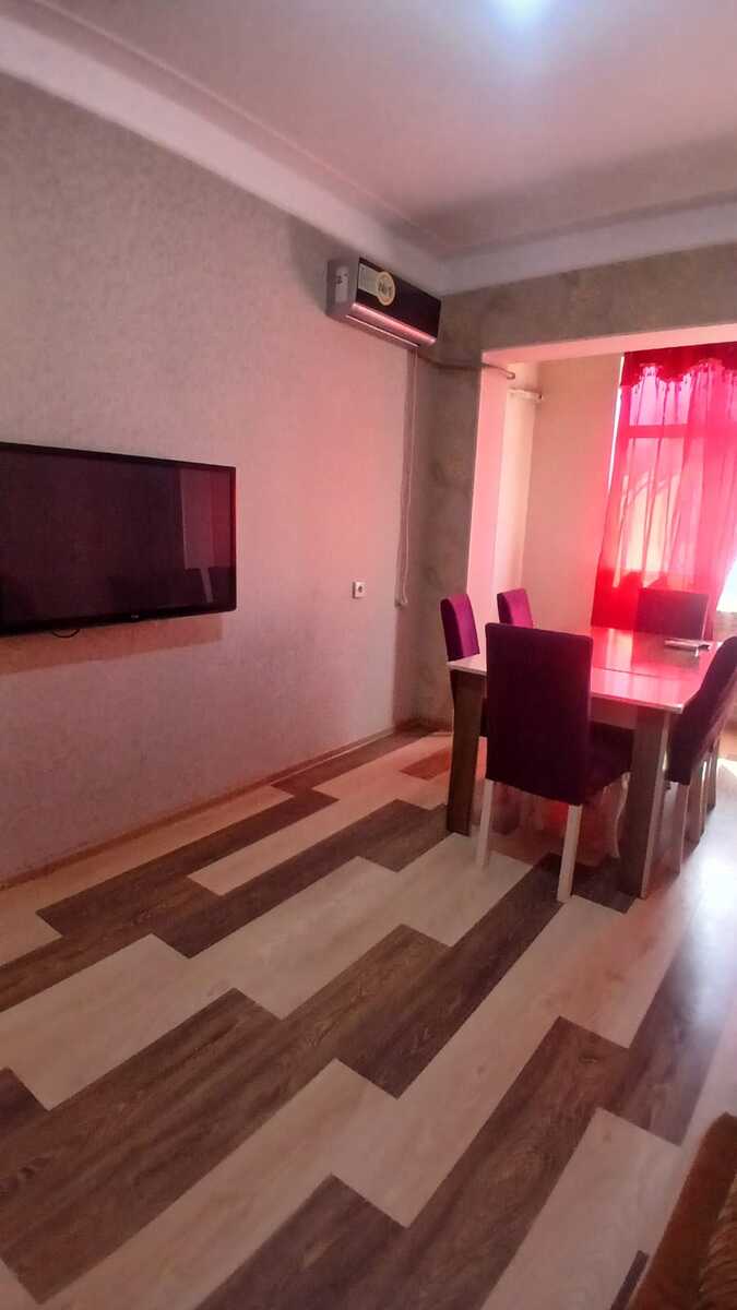 İcarəyə verilir 6 otaqlı köhnə tikili 100 m² — Mənzil, Bakı (2)