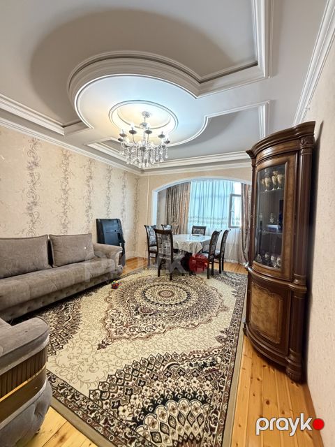 Satılır 3 otaqlı köhnə tikili 85 m²