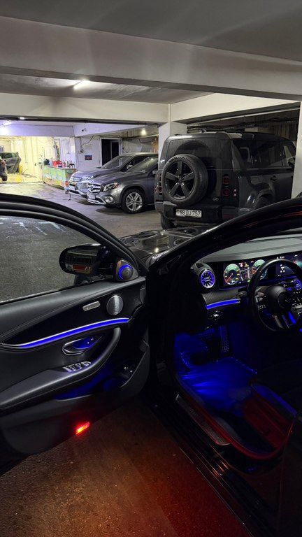 Mercedes E 300 e, 2.0 L, 13.5 kWh, 2022 il, 46 000 km — Avtomobillər, Bakı (3)