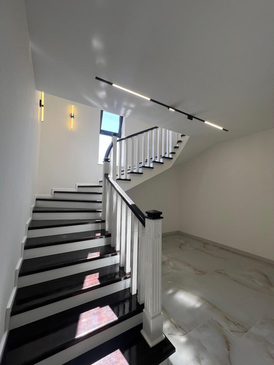 Satılır 5 otaqlı həyət evi/bağ evi 220 m² — Ev, villa, Bakı (10)