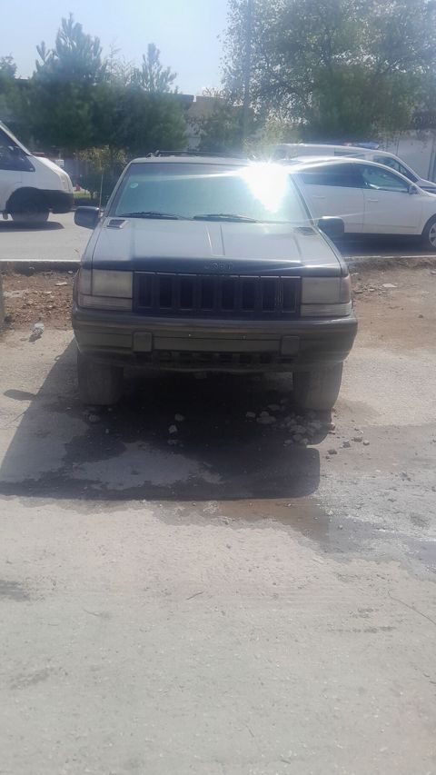 Jeep Grand Cherokee – SUV - Korpus: qara rəngli, 5 qapılı kuzov, dam — Sumqayıt