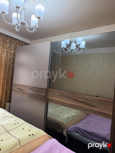 Satılır 2 otaqlı köhnə tikili 60 m² — Bakı