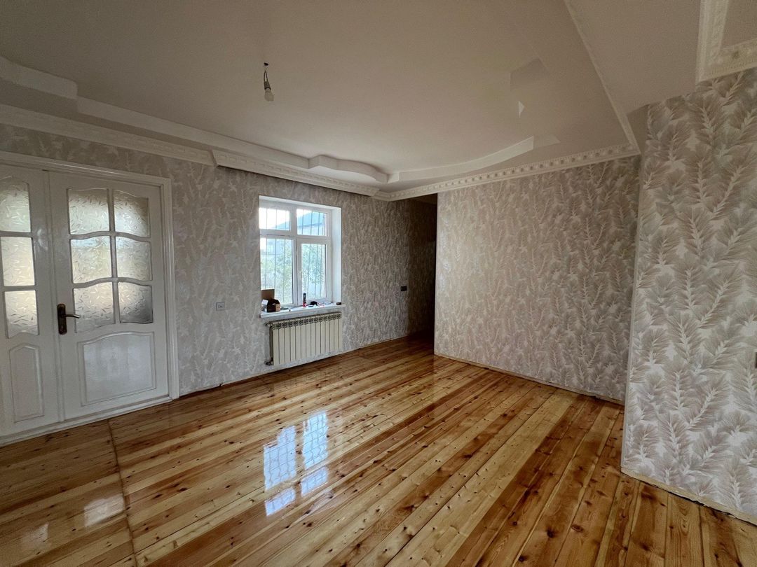 Satılır 6 otaqlı həyət evi/bağ evi 240 m² — Ev, villa, Bakı (5)