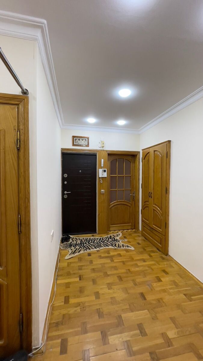 Satılır 5 otaqlı köhnə tikili 151 m² — Mənzil, Bakı (2)