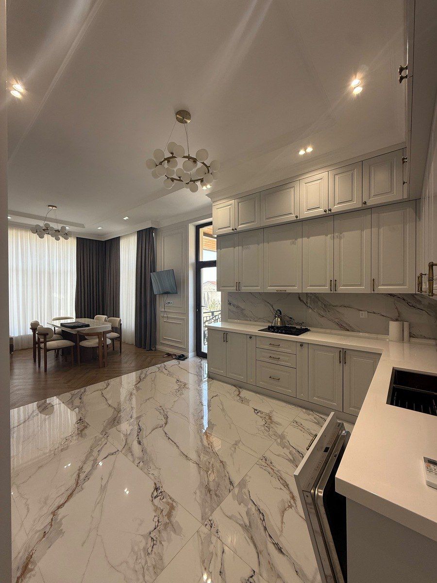 Satılır 5 otaqlı həyət evi/bağ evi 450 m² — Ev, villa, Bakı (10)