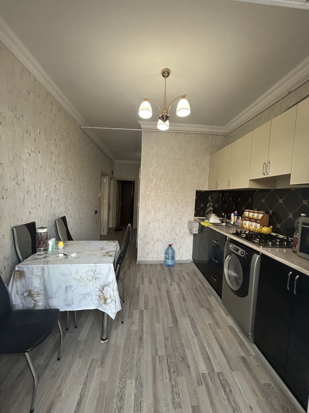 Satılır 2 otaqlı köhnə tikili 65 m² — Mənzil, Bakı (9)