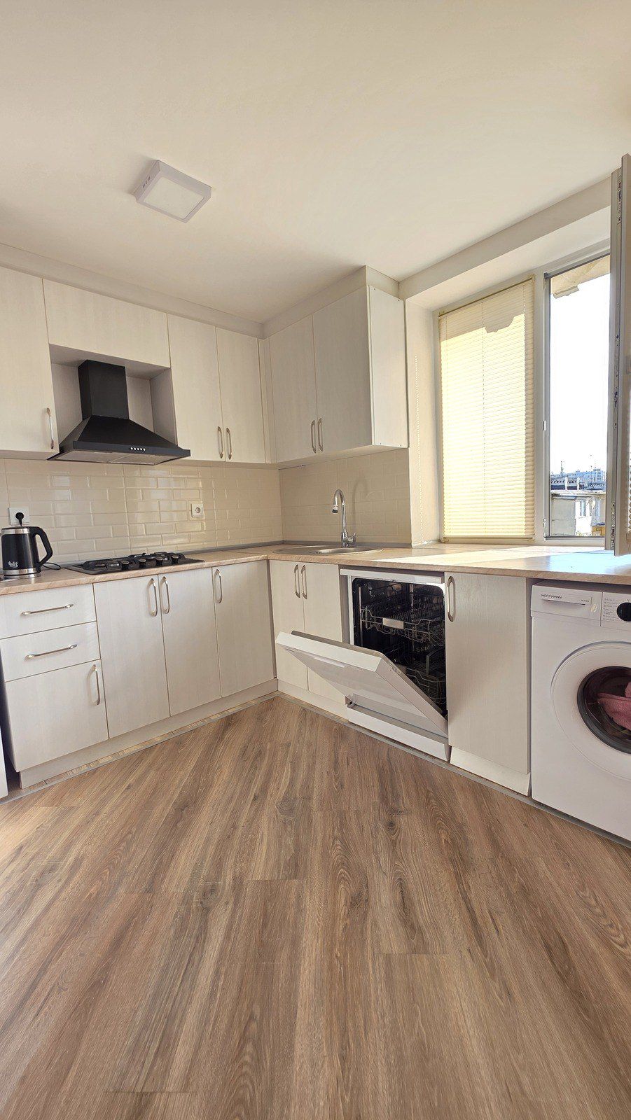 İcarəyə verilir 3 otaqlı köhnə tikili 87 m² — Mənzil, Bakı (3)
