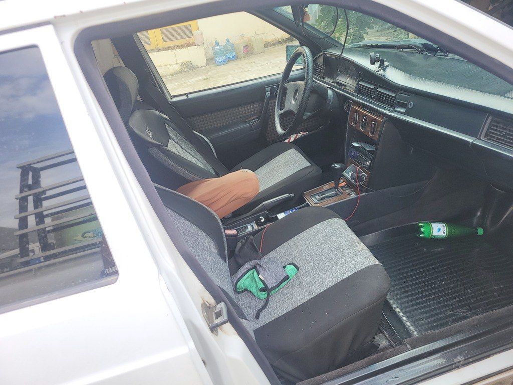 Mercedes 190, 2.0 L, 1991 il, 424 000 km — Avtomobillər, Bakı (5)