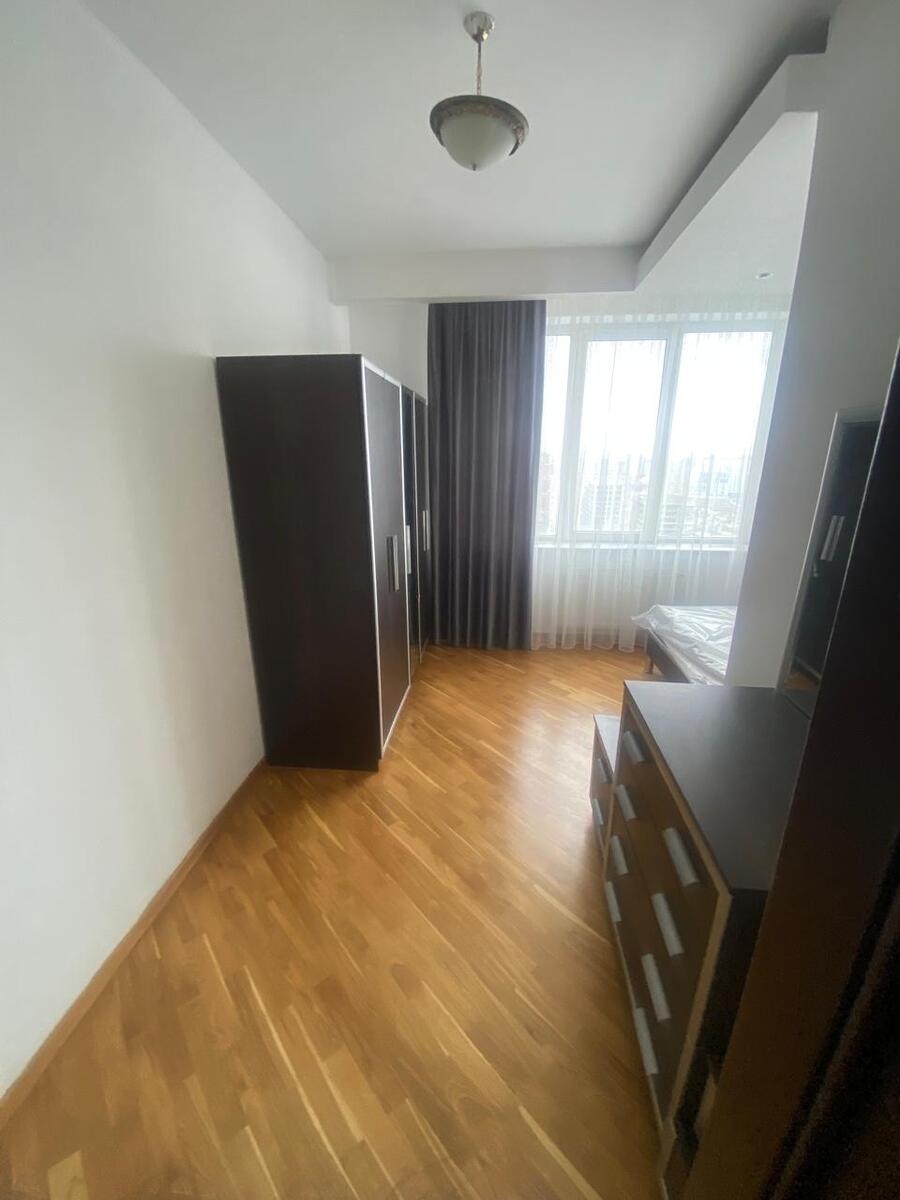 İcarəyə verilir 4 otaqlı köhnə tikili 190 m² — Mənzil, Bakı (2)