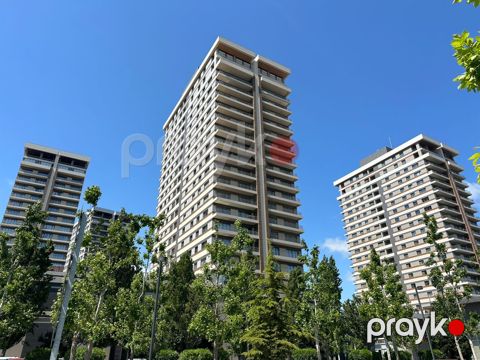Satılır 4 otaqlı yeni tikili 190 m²