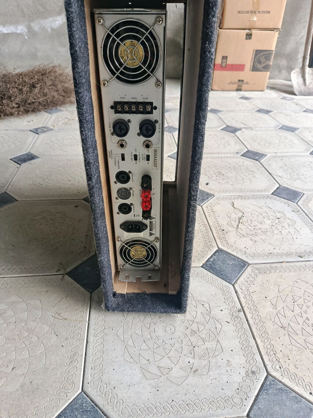 İki kanallı professional səs gücləndirici (power amplifier) — Elektronika, Qəbələ (2)