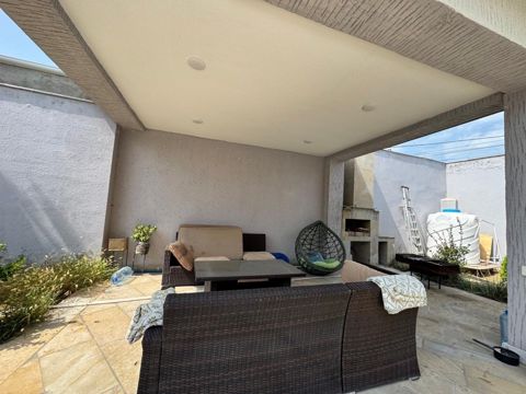Satılır 4 otaqlı həyət evi/bağ evi 100 m² — Bakı
