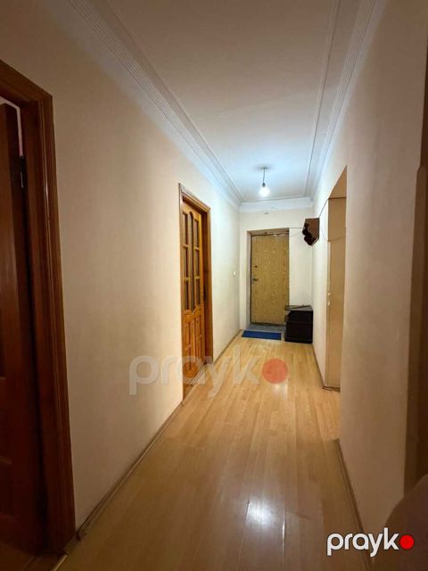 Satılır 3 otaqlı köhnə tikili 60 m²