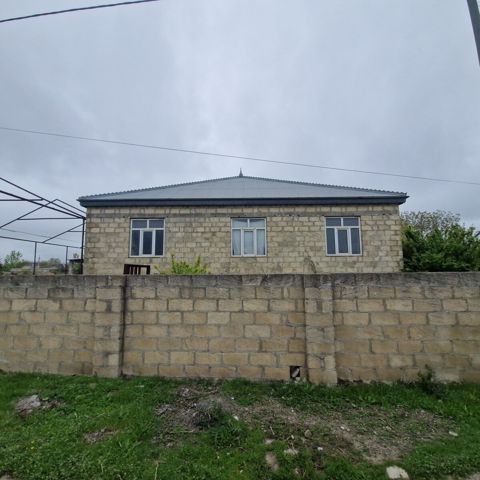Bağ evi, Siyəzən r — Siyəzən