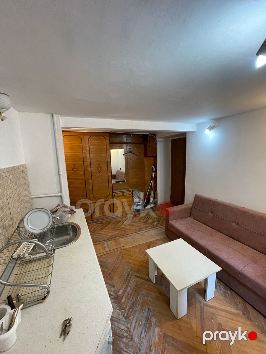 İcarəyə verilir 1 otaqlı köhnə tikili 50 m² — Mənzil, Bakı (8)