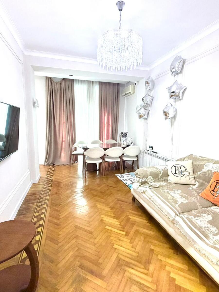 Satılır 3 otaqlı köhnə tikili 100 m² — Mənzil, Bakı (2)