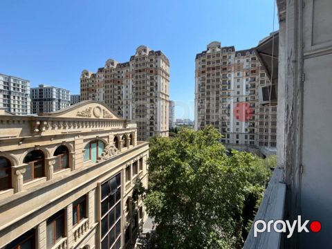 Satılır 2 otaqlı köhnə tikili 48 m²