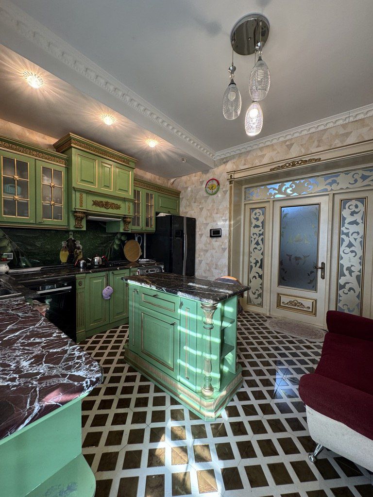 Satılır 4 otaqlı köhnə tikili 110 m² — Mənzil, Bakı (7)