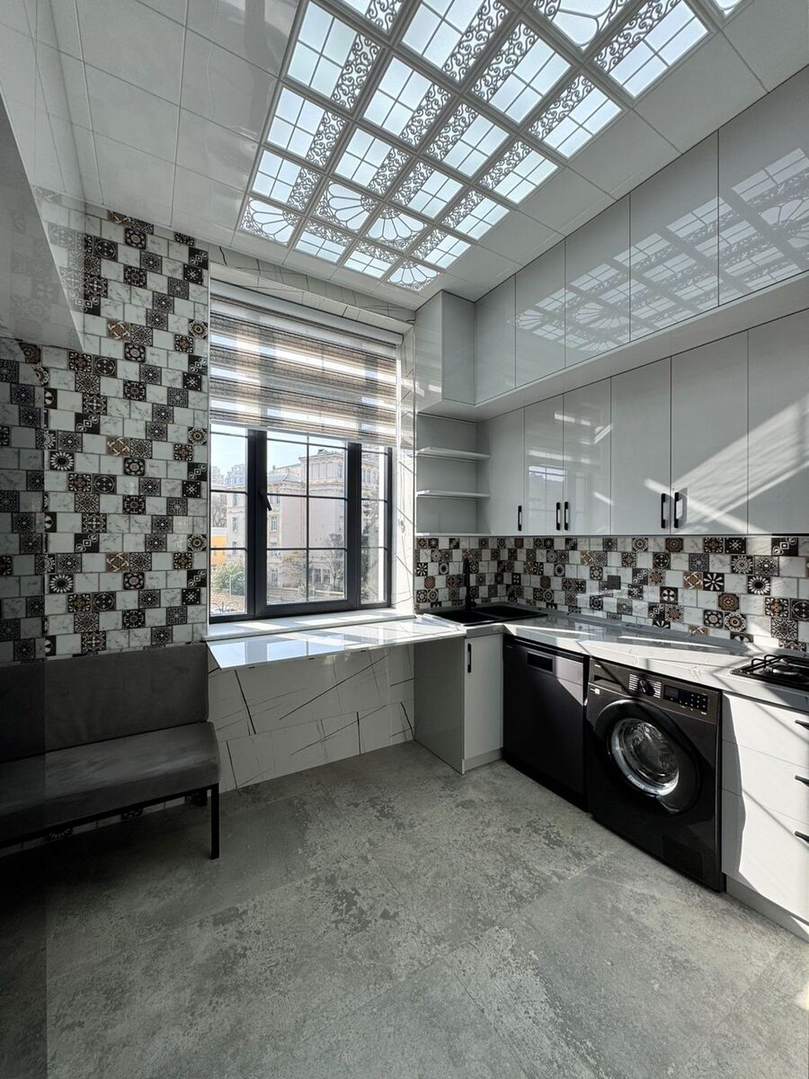 Satılır 3 otaqlı köhnə tikili 95 m² — Mənzil, Bakı (7)