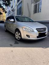 Kia Ceed SW, 1.6 L, 2008 il, 250 000 km — Otomobil