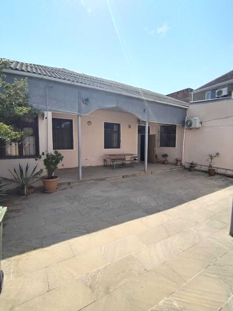 Satılır 5 otaqlı həyət evi/bağ evi 200 m² — Ev, villa, Bakı (3)