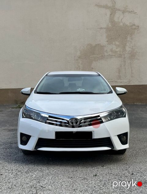 Toyota Corolla, 1.6 L, 2015 il, 2 003 km