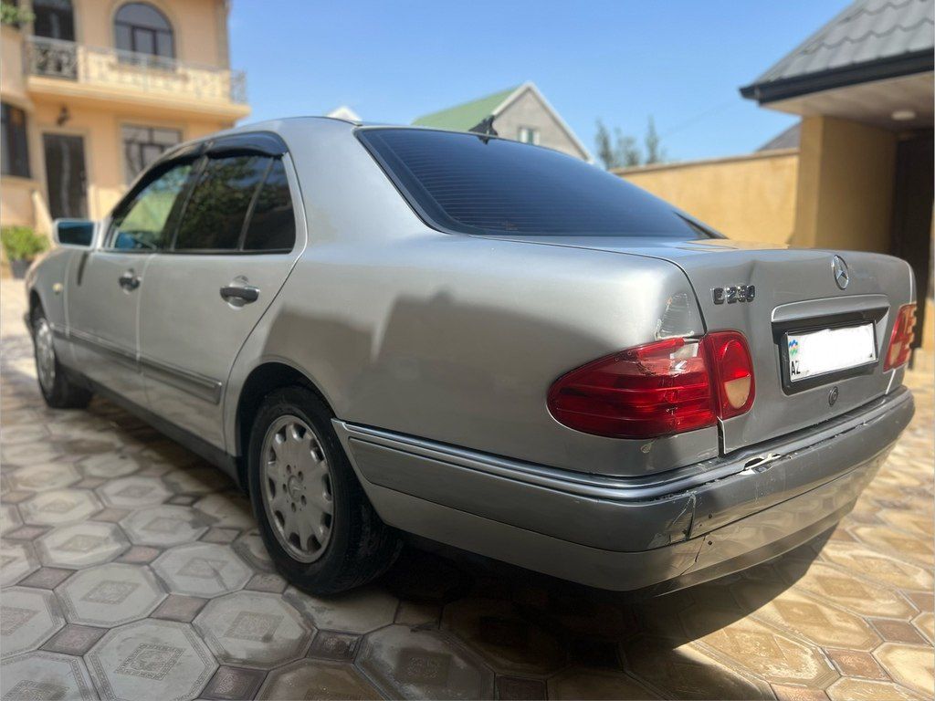 Mercedes E 230, 2.3 L, 1996 il, 214 521 km — Avtomobillər, Bakı (5)