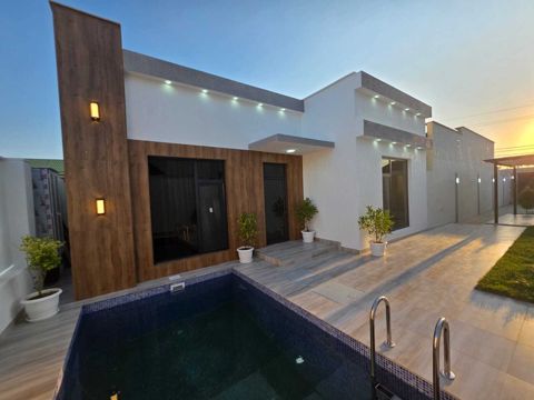 Satılır 4 otaqlı həyət evi/bağ evi 140 m² — Bakı
