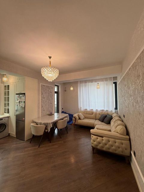 Satılır 4 otaqlı yeni tikili 100 m² — Bakı