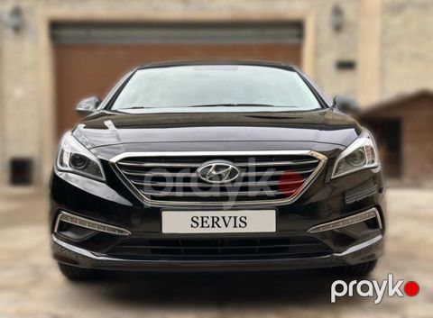 Hyundai Sonata, 2.4 L, 2015 il, 81 000 km