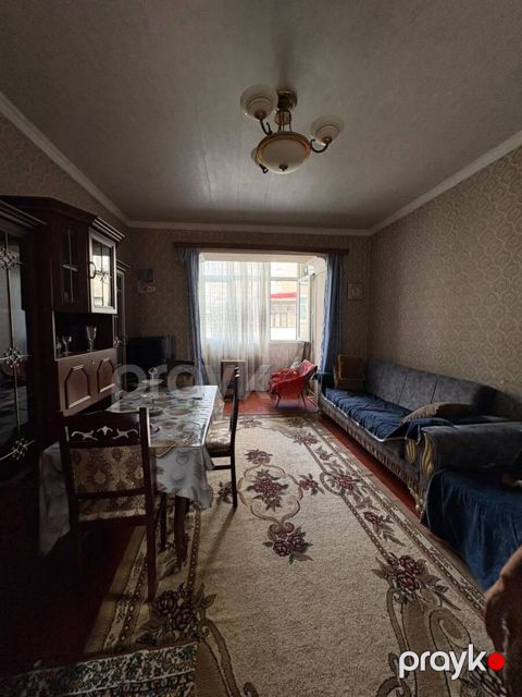İcarəyə verilir 2 otaqlı köhnə tikili 40 m²