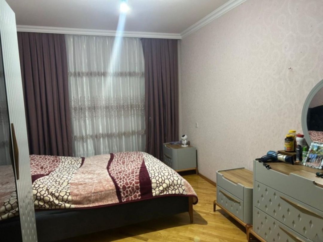 Satılır 4 otaqlı köhnə tikili 110 m² — Mənzil, Bakı (3)