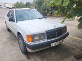 Mercedes 190, 2.0 L, 1991 il, 424 000 km — Cars