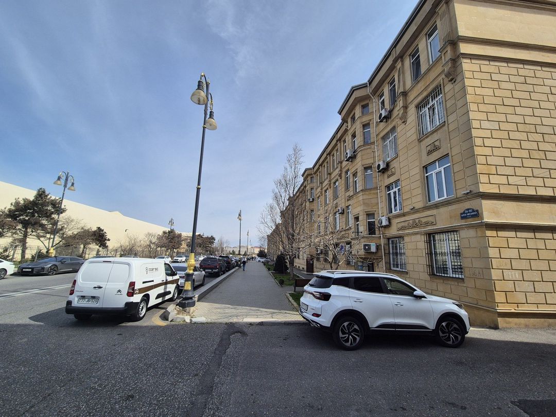 Satılır obyekt 250 m² — Əmlak, Bakı (3)