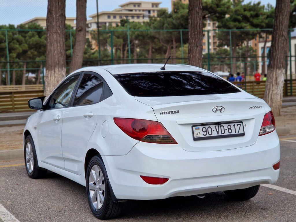 Hyundai Accent, 1.4 L, 2010 il, 289 698 km — Avtomobillər, Bakı (8)