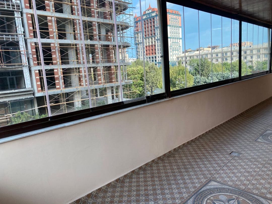 Satılır 4 otaqlı yeni tikili 250 m² — Mənzil, Bakı (9)