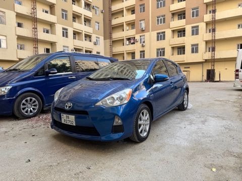 Toyota Prius C, 1.5 L, 0.9 kWh, 2013 il, 142 000 km — Sumqayıt