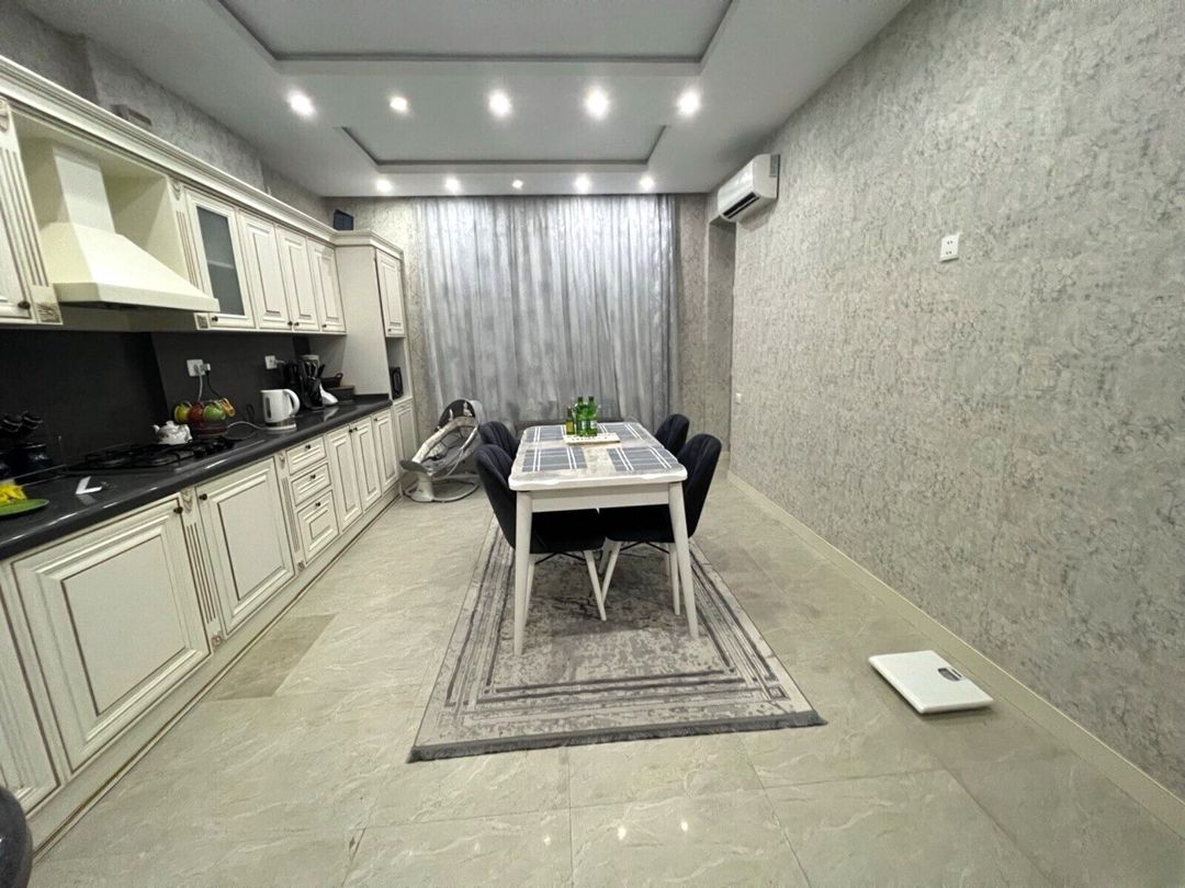 Satılır 4 otaqlı yeni tikili 220 m² — Mənzil, Bakı (9)