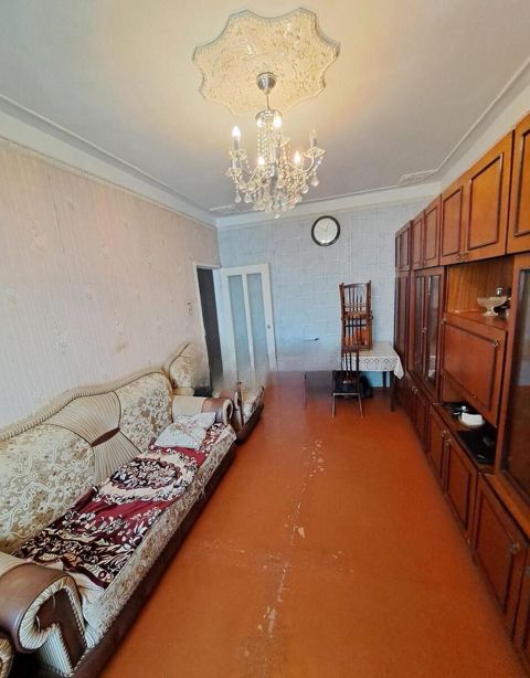 Satılır 2 otaqlı köhnə tikili 60 m² — Bakı