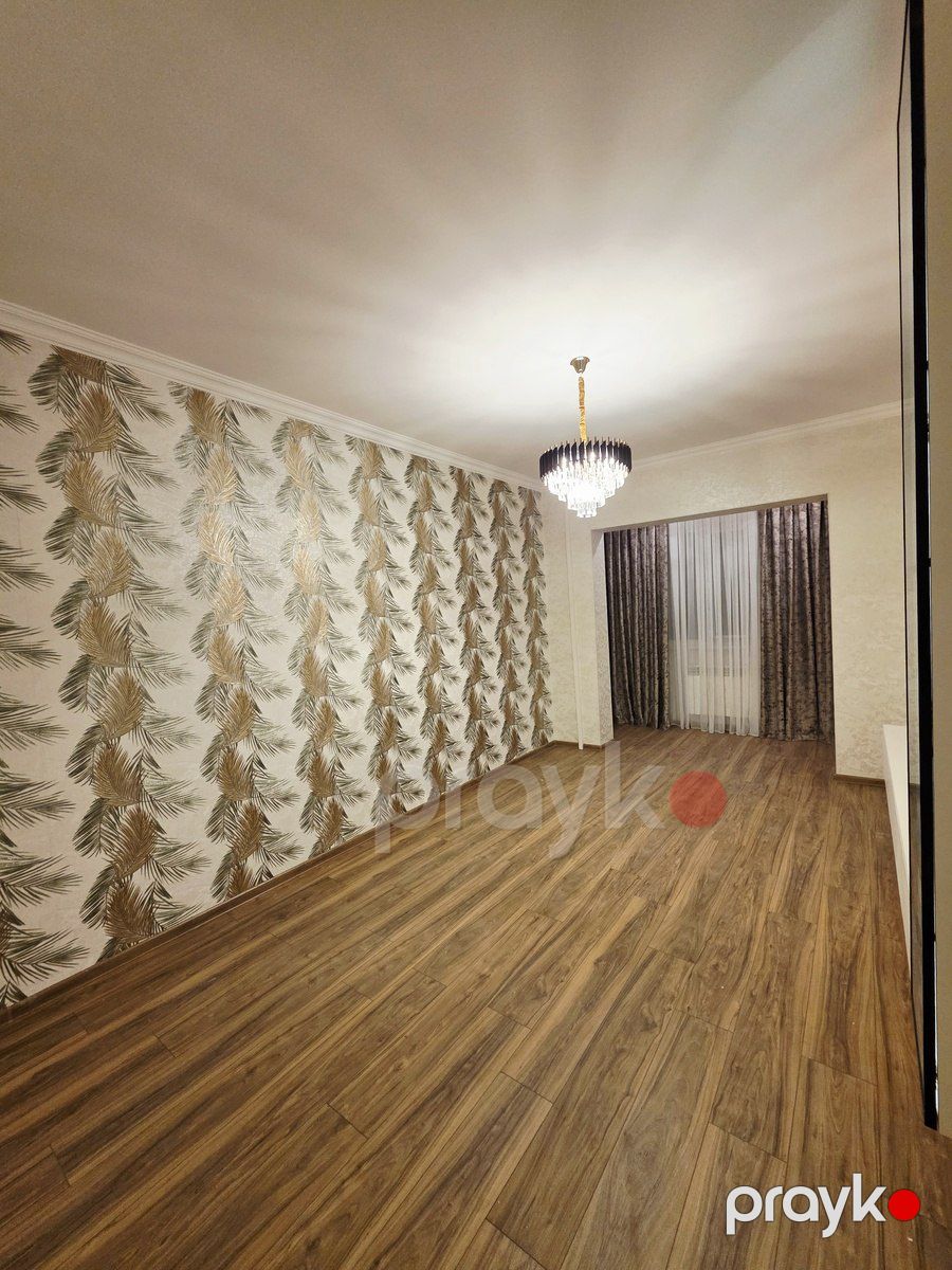 Satılır 3 otaqlı köhnə tikili 98 m² — Mənzil, Bakı (2)