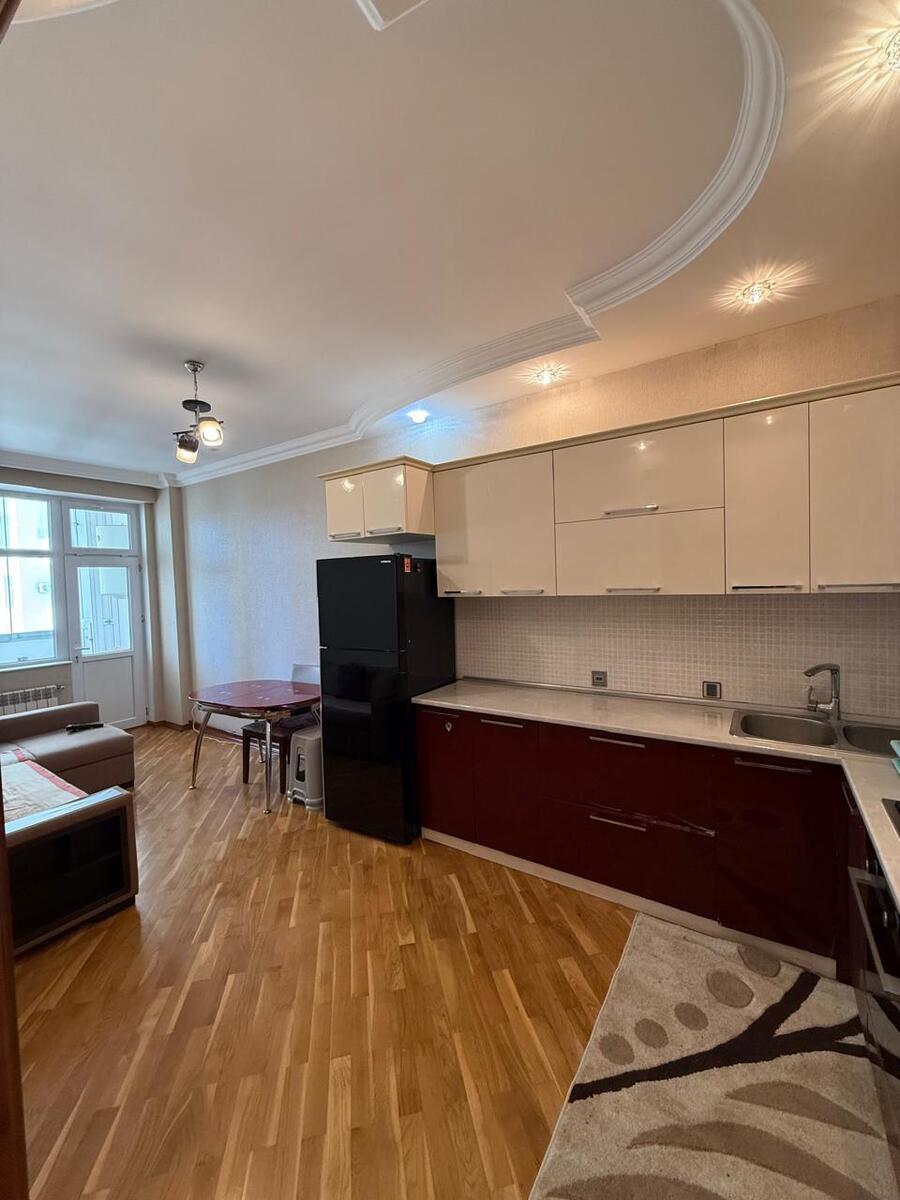 Satılır 3 otaqlı yeni tikili 130 m² — Mənzil, Bakı (4)